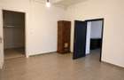 Inchiriez apartament centru vis-a-vis de pompieri langa Hotel Hilton. 100mp str 21 decembrie. - 4