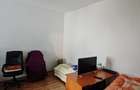 Oaza urbana in Centrul Vechi: casa 160 mp, teren 320 mp, garaj - 9