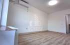 Apartament samanta cu 3 camere in zona Polivalenta - 2