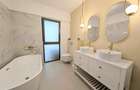 Apartament nou cu 3 camere decomandate, 84mp, superfinisat, mobilat si utilat, 2 bai si 2 balcoane, - 4