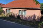 Casa cu 6 camere, curte spatioasa, garaj