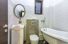 Apartament cu 4 camere de vanzare în Bucurestii Noi, metrou, curte70mp