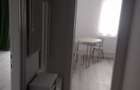 Apartament cu o camera de inchiriat