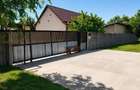 Casă cu 3 camere cu Teren 2054 Mp în Pădurani - 2