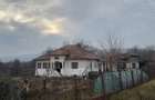 Casă cu Teren 2448 Mp în Pârscov - 3