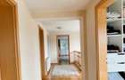 Casa cu mansarda, 4 camere, curte mare - 8