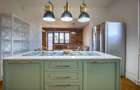 Apartament central, 4 camere, 100 mp, langa UMF