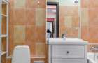 Inchiriez apartament deosebit de 3 camere in piata Victoriei