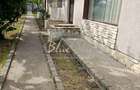 Casă tip Duplex ideală pentru două familii – confort, intimitate și funcționalit