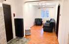 Apartament 3 camere decomandate, etaj 3/4