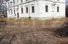BLOC la pret de APARTAMENT:Cladire vanzare pe 3 nivele, 15 c - 2