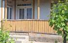 Casa cu teren de 1.470 mp de vanzare Fantanele, Scanteie?ti