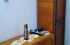 Vand apartament cu doua camere.