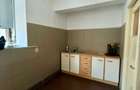 Piața Romană | 4 camere într-un bloc solid, la doi pași de metrou - 7