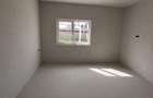 Duplex despartit prin baie - canalizare - mansardabil - 5