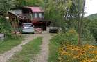 Casa gospodarie la ?ara la poale de munte!