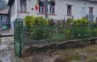 Casă cu 6 camere cu Teren 6000 Mp în Diviciorii Mici - 3