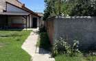 Proprietar vand casa . - 3
