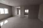 Duplex despartit prin baie - canalizare - mansardabil - 2
