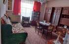 Casă cu Teren 919 Mp în Central - 1
