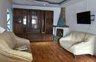 Apartament de 3 camere - Zona de jos - De inchiriat - 10