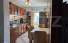 1 camera decomandata de inchiriat intr-un apartament cu 4 camere, zona - 9