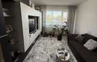 Vand apartament cu 3 camere, Cartierul Pacii, etaj 1 - 3