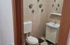 Inchiriez apartament de 3 camere - 8