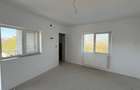 De vanzare Duplex situat in Barabant.
