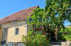 Casa Ghelari, 3 camere, 678mp, baie, buc., termopane, curte si gradina