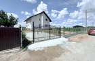 Casa noua cu etaj zona linistita in oras - 1