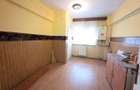 3 camere, decomandat, bulevardul Roman Mu?at, etaj 1 - 7
