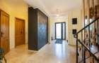 Casă deosebită în Balotești, stil bavarez, 260 mp utili, teren 556 mp și garaj
