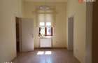 Apartament cu 3 camere de vanzare in zona | Take Ionescu | Cladire ist - 1