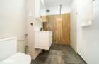 Apartament 3 camere, 2 bai, renovat complet, parter, Strand