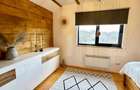 Casa ecologica tip sandwich, eficienta energetic, teren 2.673 mp, zona - 11