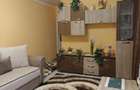Apartament de vinzare parcul Tineretului nr de telefon 0754844885renovat recent si mobilat