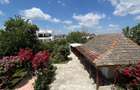 Casa impecabila P+1, 274 mp, cu 1128 mp teren si livada, zon - 10