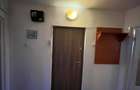 Ap 2 camere vis-a-vis de statia Izlazului - 2