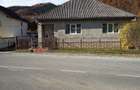 Casa+teren de vanzare
