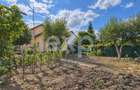 Vanzare casa spațioasă cu grădină 194 mp utili 439 mp teren Ghimbav Str Merilor