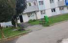 De vanzare Inchiriat apartament 3 camere - 2