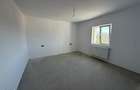 De vanzare Duplex situat in Barabant.