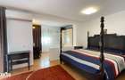 Vila 7 camere**Lake view**Ponton privat**Piscina**Teren 933 MP//Balote