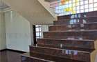 Vila 1Decembrie, vav Lidl, p+3, 900 mp curte