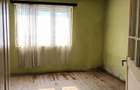Casă cu 3 camere cu Teren 250 Mp în Central - 2