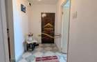 Apartament 3 camere decomandate, str.9 Mai - 10