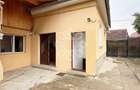Casa si spatiu de productie in Iosia, teren 839 mp - 1