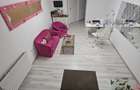 Proprietar, vand doua spatii. - 18