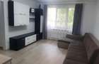 Inchiriez apartament 2 camere zona centrala - 1